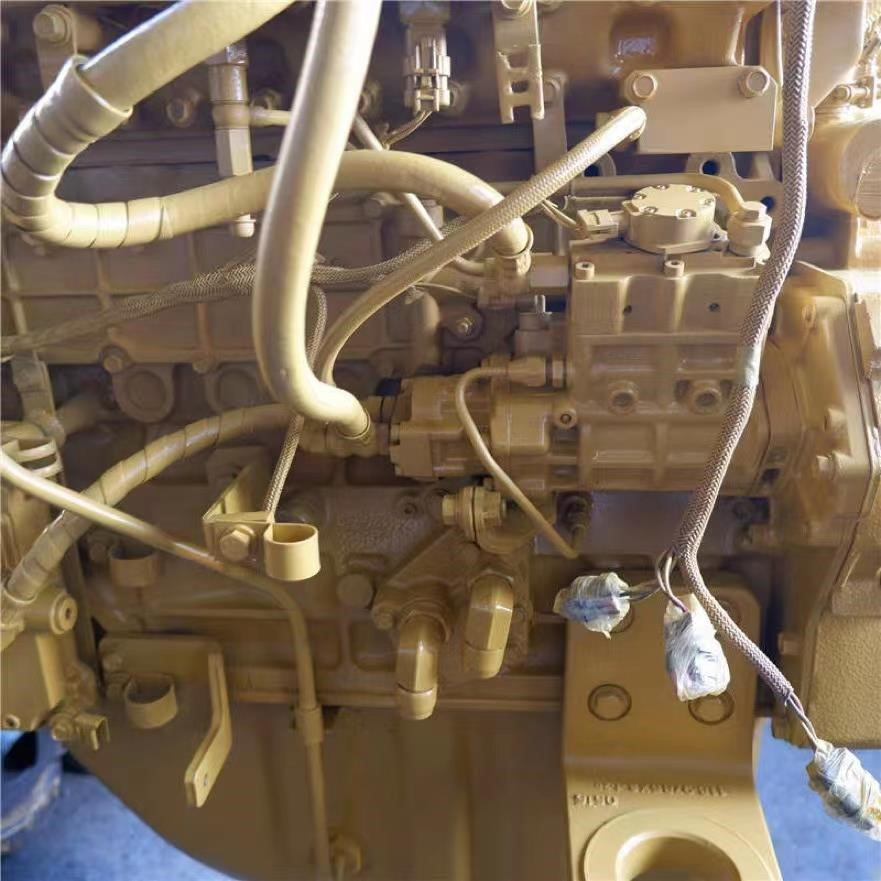 CATERPILLAR C6.4 - المحرك - حفارة: صور 3 CATERPILLAR C6.4 - المحرك - حفارة: صور 3