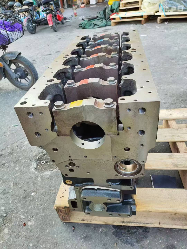 CATERPILLAR C6.6 - كتلة اسطوانة - حفارة: صور 2 CATERPILLAR C6.6 - كتلة اسطوانة - حفارة: صور 2