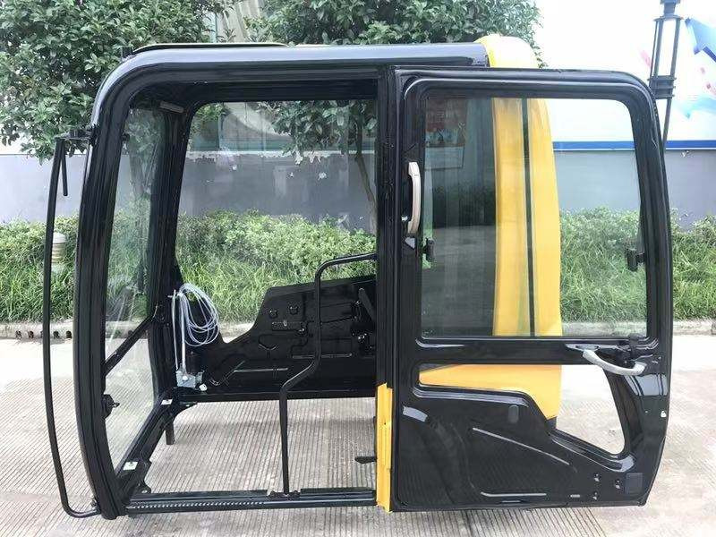 CATERPILLAR E318C E315D E320C E320D - الكبائن - حفارة: صور 3 CATERPILLAR E318C E315D E320C E320D - الكبائن - حفارة: صور 3