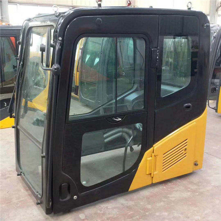 HITACHI ZX240-3 - الكبائن - حفارة: صور 2 HITACHI ZX240-3 - الكبائن - حفارة: صور 2