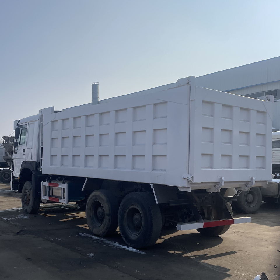 HOWO 6*4 DUMP TRUCK - قلابات: صور 3 HOWO 6*4 DUMP TRUCK - قلابات: صور 3