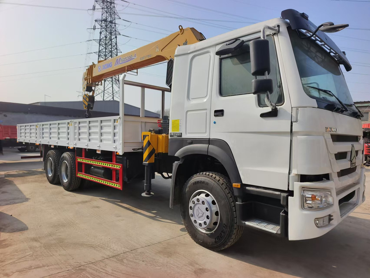 HOWO,XCMG HOWO 375,XCMG  MSQS300-4  12 tons - شاحنة صهريج: صور 1 HOWO,XCMG HOWO 375,XCMG  MSQS300-4  12 tons - شاحنة صهريج: صور 1
