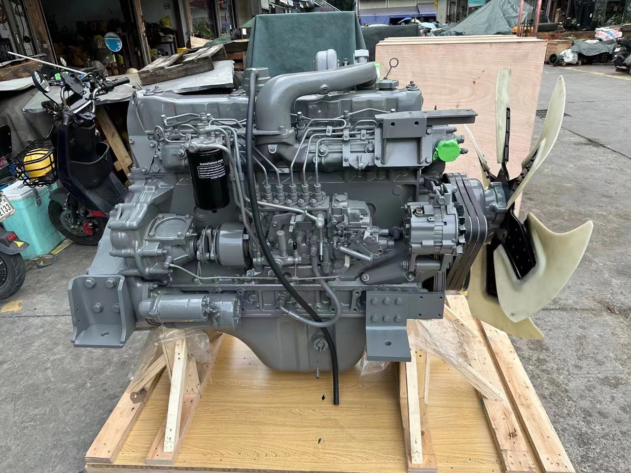 ISUZU 6SD1 - المحرك - ملحقات: صور 1 ISUZU 6SD1 - المحرك - ملحقات: صور 1