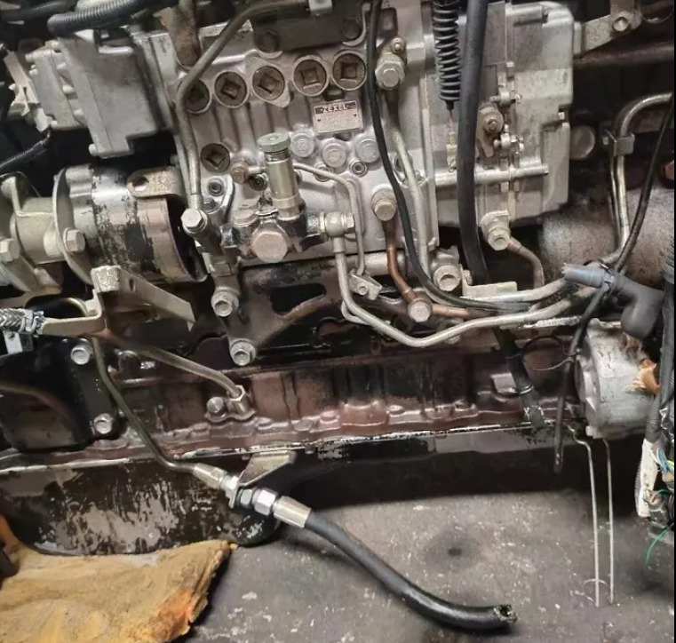 ISUZU 6WF1 - المحرك: صور 3 ISUZU 6WF1 - المحرك: صور 3