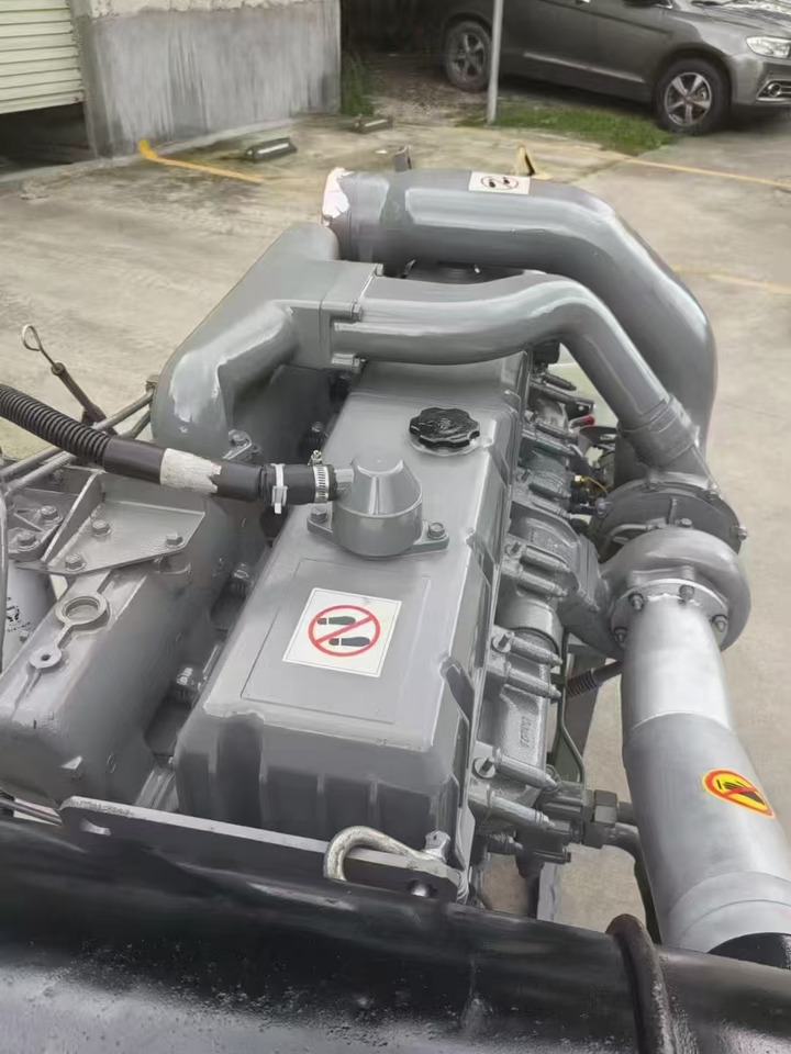 ISUZU 6WG1 - المحرك - حفارة: صور 4 ISUZU 6WG1 - المحرك - حفارة: صور 4