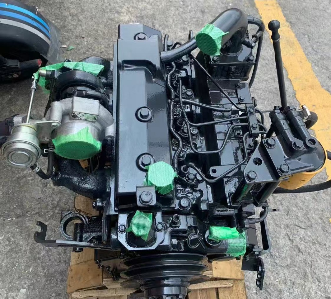 KOMATSU 4D95LE-3 - المحرك - حفارة: صور 3 KOMATSU 4D95LE-3 - المحرك - حفارة: صور 3