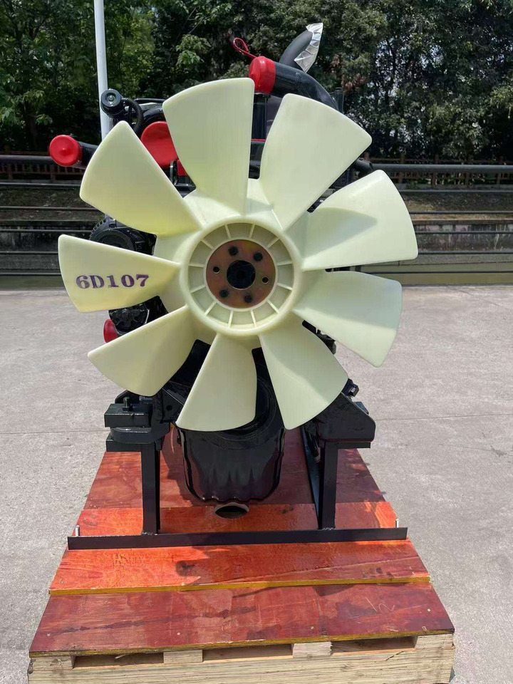 KOMATSU 6D107E-1 6D107E - المحرك - حفارة: صور 1 KOMATSU 6D107E-1 6D107E - المحرك - حفارة: صور 1