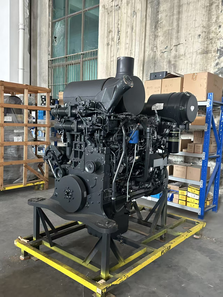 KOMATSU 6D140E-5 - المحرك - حفارة: صور 1 KOMATSU 6D140E-5 - المحرك - حفارة: صور 1