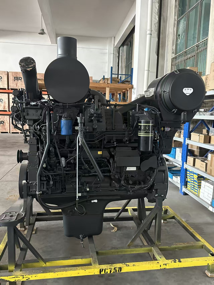 KOMATSU 6D140E-5 - المحرك - حفارة: صور 2 KOMATSU 6D140E-5 - المحرك - حفارة: صور 2