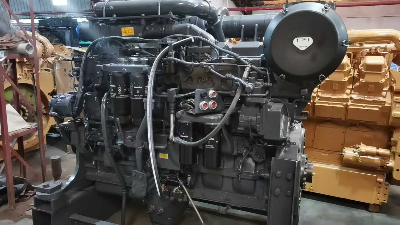 KOMATSU 6D170E-3 - المحرك - لودر: صور 3 KOMATSU 6D170E-3 - المحرك - لودر: صور 3