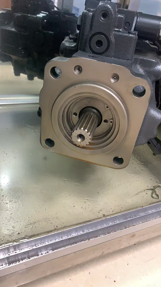 KOMATSU 708-1t-00431 - مضخة هيدروليكية - لودر: صور 2 KOMATSU 708-1t-00431 - مضخة هيدروليكية - لودر: صور 2