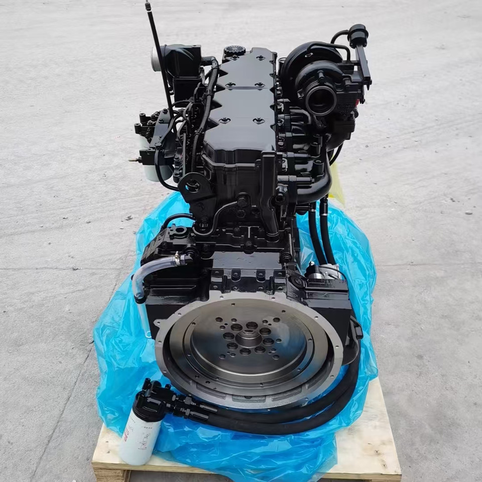 KOMATSU SAA6D107 - المحرك - آلات البناء: صور 3 KOMATSU SAA6D107 - المحرك - آلات البناء: صور 3