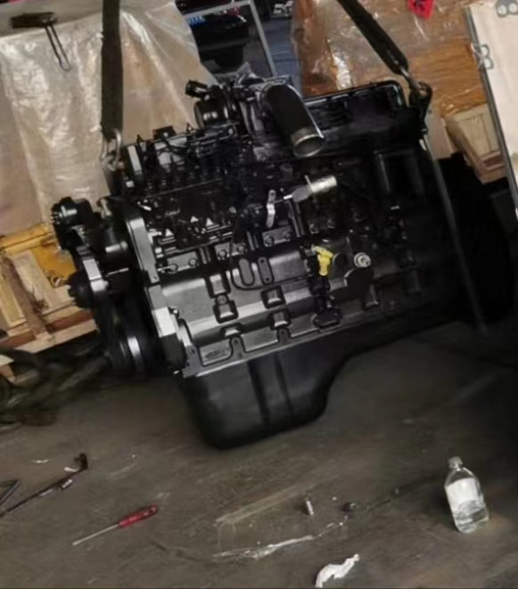 KOMATSU SAA6D114E - المحرك - حفارة: صور 1 KOMATSU SAA6D114E - المحرك - حفارة: صور 1