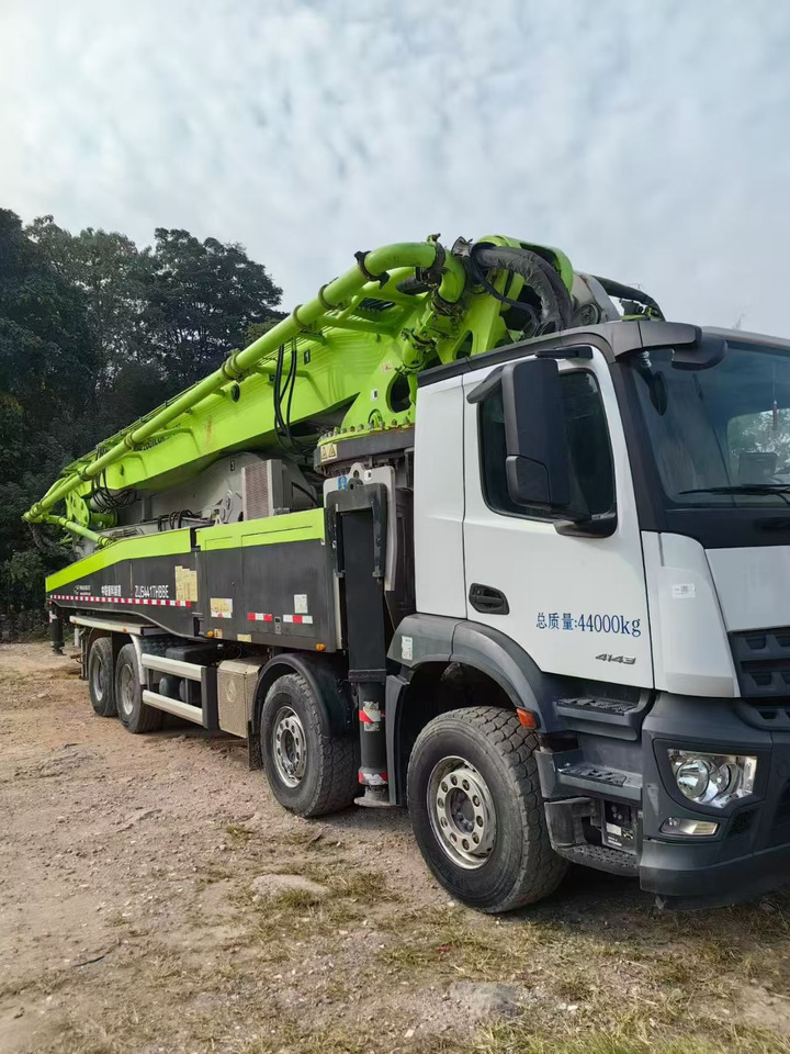 MERCEDES-BENZ,Zoomlion 59 Meters - خلاطة مع مضخة: صور 2 MERCEDES-BENZ,Zoomlion 59 Meters - خلاطة مع مضخة: صور 2