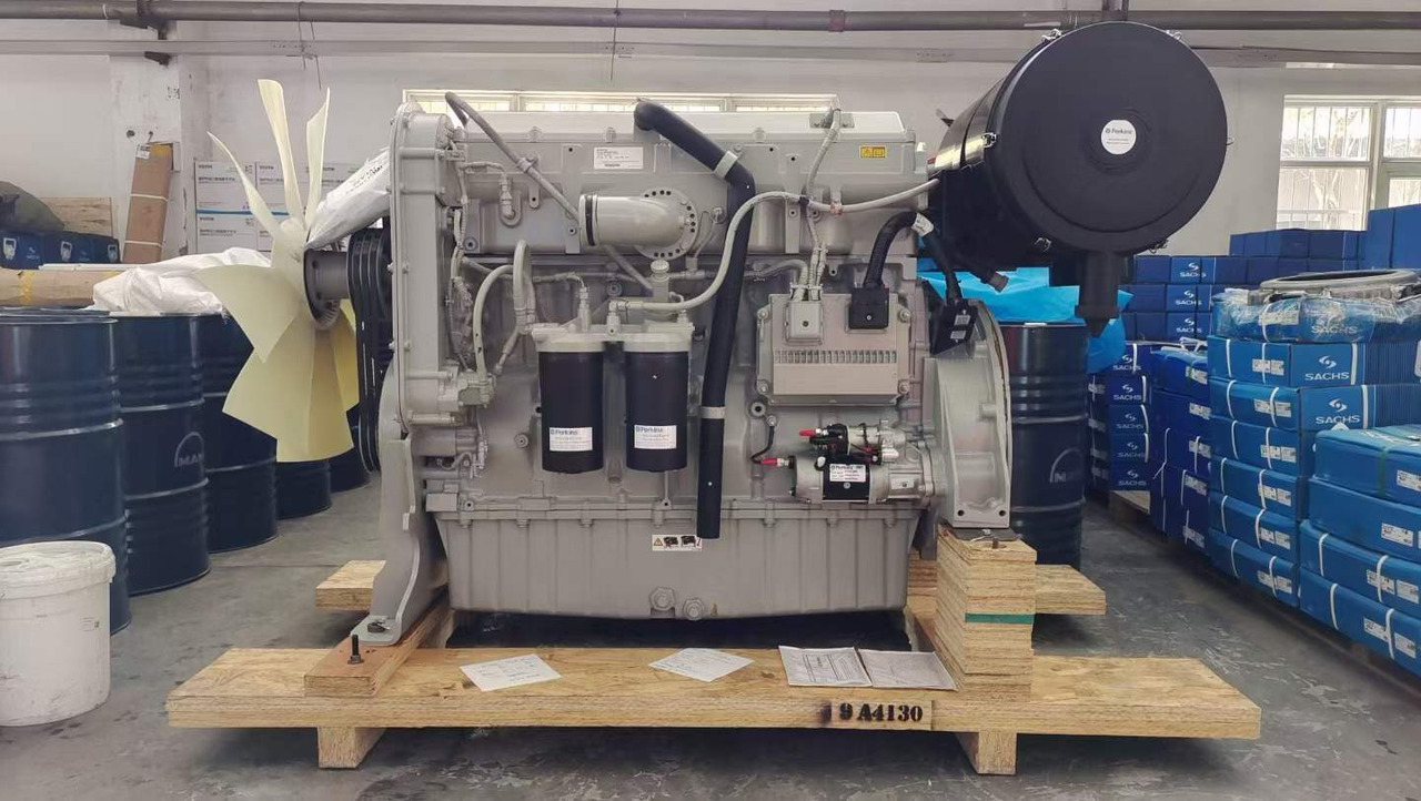 PERKINS 2506D - المحرك - حفارة: صور 1 PERKINS 2506D - المحرك - حفارة: صور 1