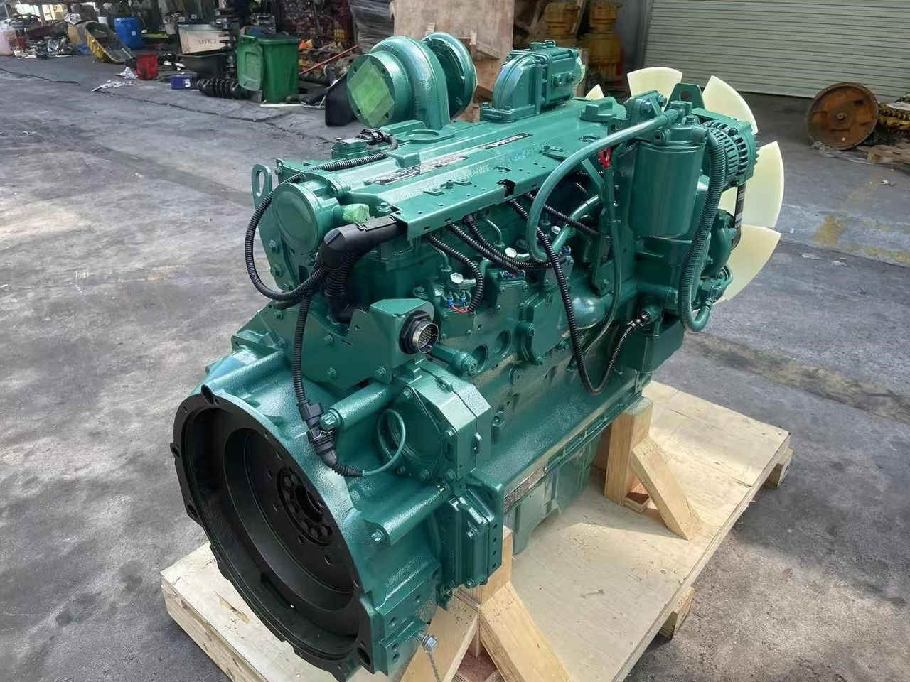 VOLVO D6D - المحرك - حفارة: صور 2 VOLVO D6D - المحرك - حفارة: صور 2