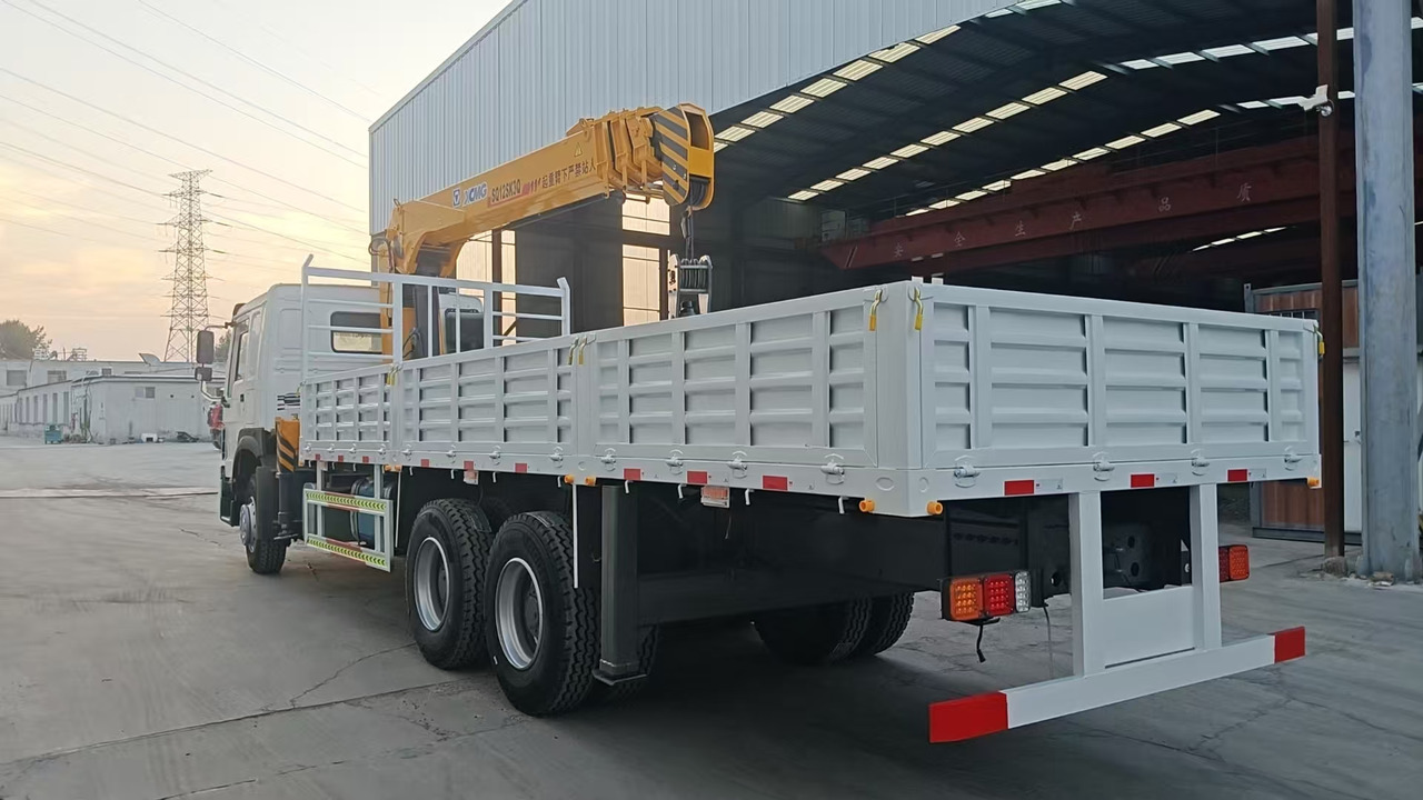 XCMG SQ12SK3Q - شاحنة كرين: صور 2 XCMG SQ12SK3Q - شاحنة كرين: صور 2