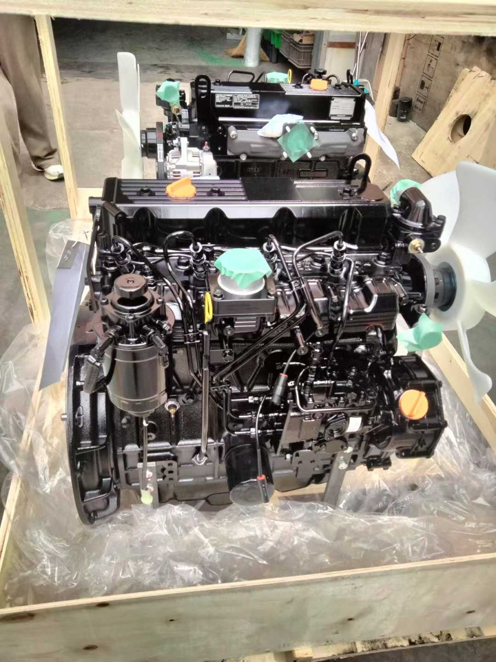 YANMAR 4TNE98 - المحرك - آلات البناء: صور 2 YANMAR 4TNE98 - المحرك - آلات البناء: صور 2