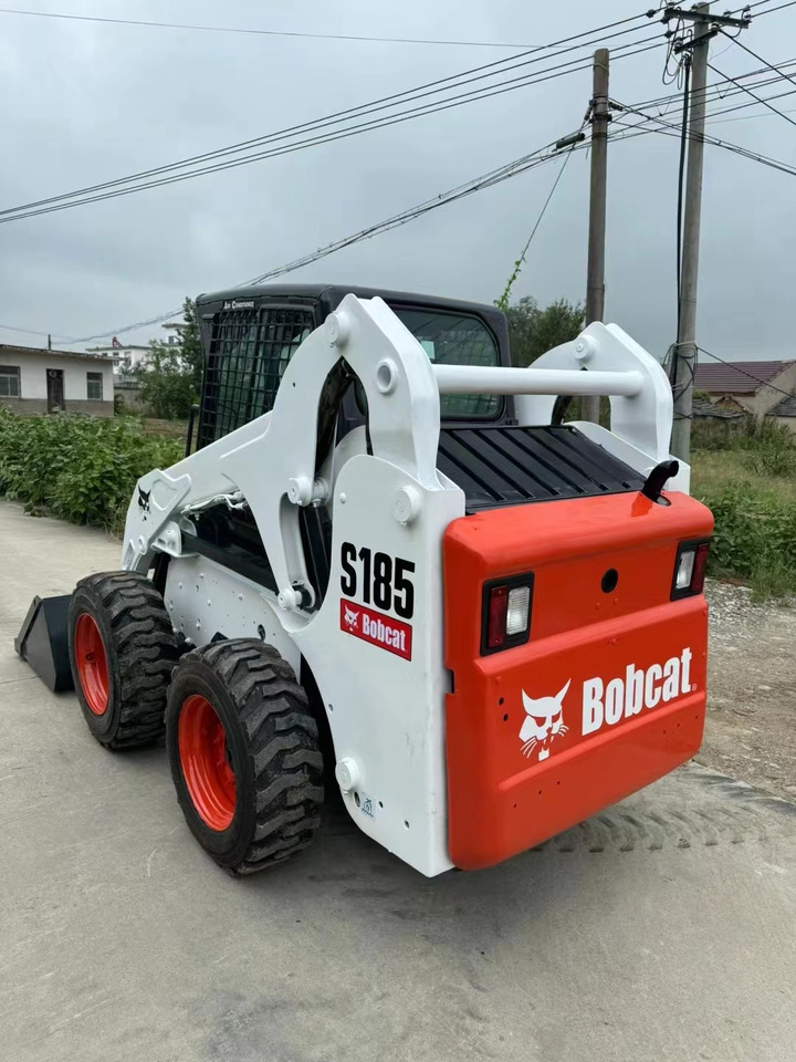 BOBCAT High Quality BOBCAT-S185 Skid Steer Loader in Good Condition - آلات البناء: صور 3 BOBCAT High Quality BOBCAT-S185 Skid Steer Loader in Good Condition - آلات البناء: صور 3