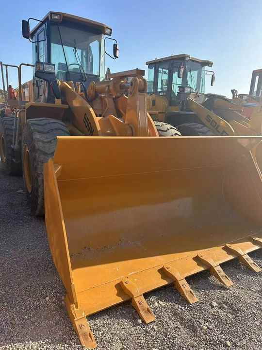 CAT brand 950h wheel loader on sale used cat 950 966 loader front wheel loader in stock - بلدوزر: صور 2 CAT brand 950h wheel loader on sale used cat 950 966 loader front wheel loader in stock - بلدوزر: صور 2