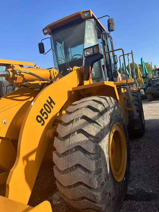 CAT brand 950h wheel loader on sale used cat 950 966 loader front wheel loader in stock - بلدوزر: صور 3 CAT brand 950h wheel loader on sale used cat 950 966 loader front wheel loader in stock - بلدوزر: صور 3