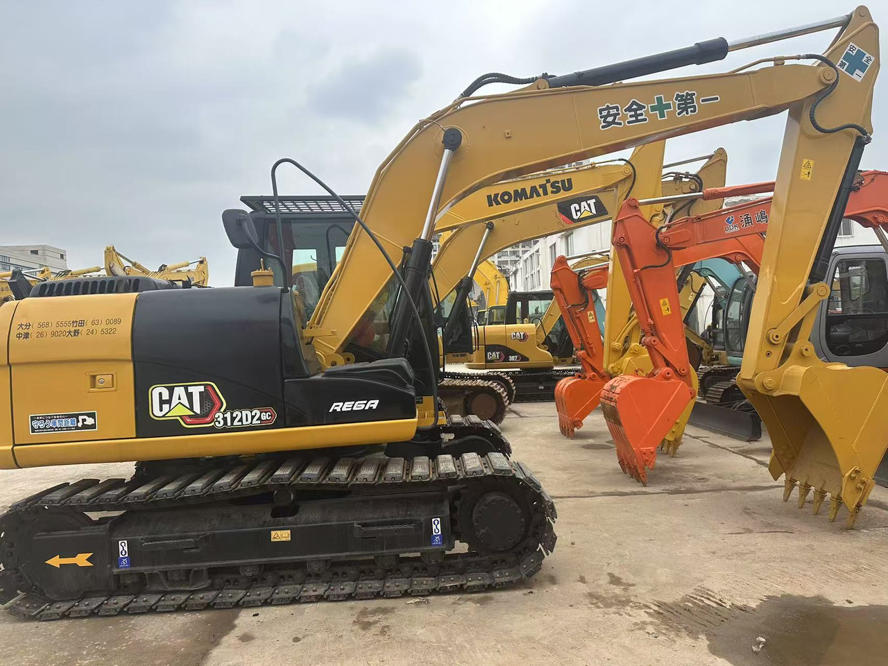 CATERPILLAR 312D2 - حفارات زحافة: صور 4 CATERPILLAR 312D2 - حفارات زحافة: صور 4