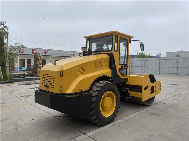 China Made Small Size Road Roller , Brand New Roller , New Compactor Machines - مدحلة الأسفلت: صور 5 China Made Small Size Road Roller , Brand New Roller , New Compactor Machines - مدحلة الأسفلت: صور 5