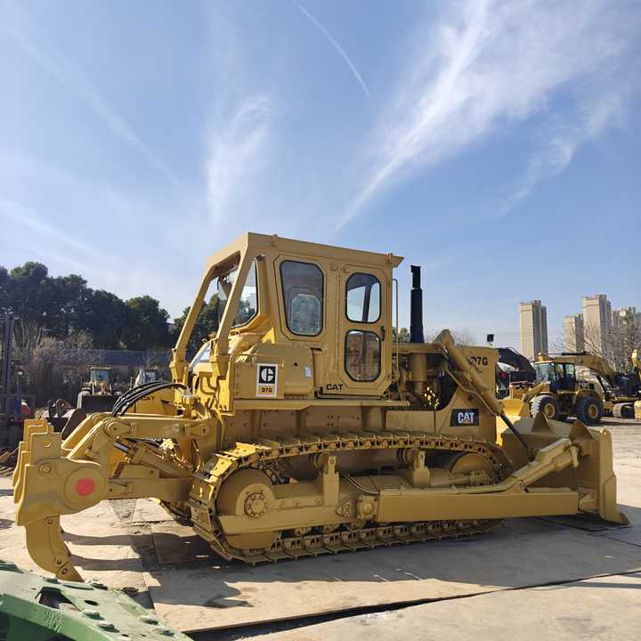 Good Condition Caterpillar CATD7G Original Japan Used Crawler Dozer Used CAT D6 D7 D10 Second Hand Bulldozers for Sale - بلدوزر: صور 2 Good Condition Caterpillar CATD7G Original Japan Used Crawler Dozer Used CAT D6 D7 D10 Second Hand Bulldozers for Sale - بلدوزر: صور 2
