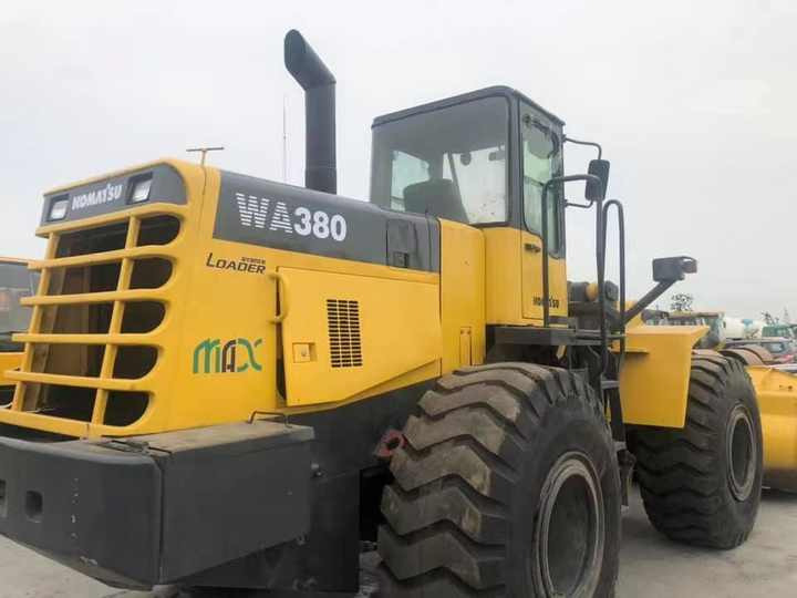Good Condition Second Hand WA380-3 Front Wheel Loader for Cheap Price Hot Sale in China - اللودر بعجل: صور 4 Good Condition Second Hand WA380-3 Front Wheel Loader for Cheap Price Hot Sale in China - اللودر بعجل: صور 4
