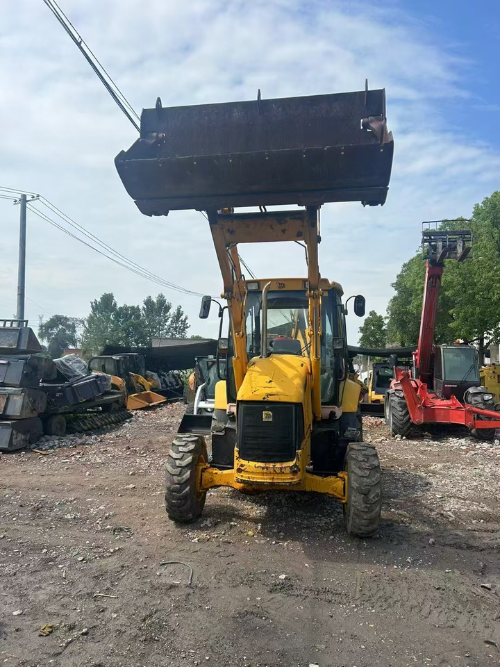 Good Condition Used Backhoe JCB 3CX - حفار متعدد الاستخدام: صور 5 Good Condition Used Backhoe JCB 3CX - حفار متعدد الاستخدام: صور 5