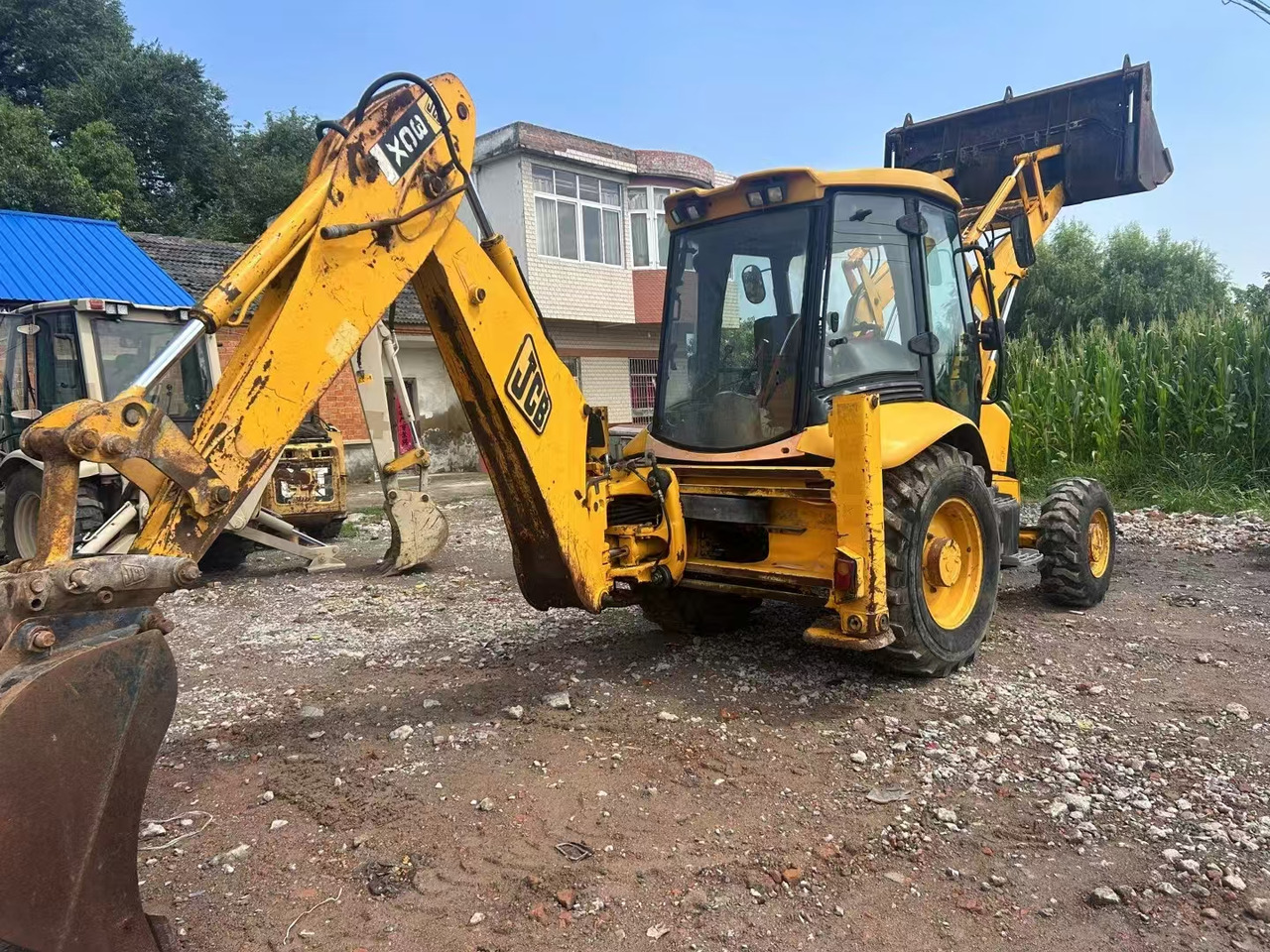 Good Condition Used Backhoe JCB 3CX - حفار متعدد الاستخدام: صور 4 Good Condition Used Backhoe JCB 3CX - حفار متعدد الاستخدام: صور 4