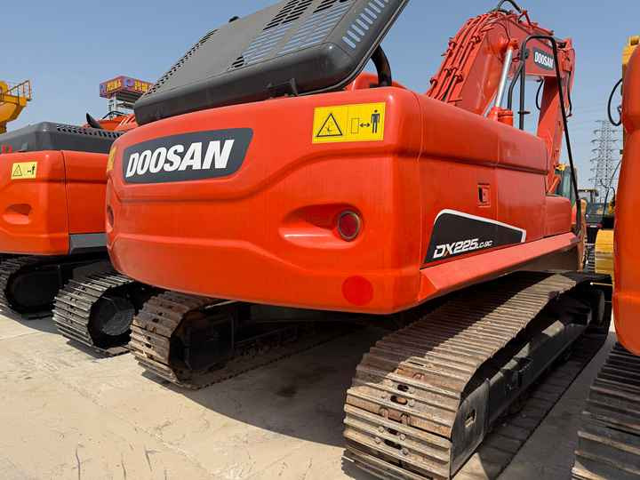 Heavy-Duty Doosan DX225LC-9C Excavator for Mining & Construction - Well-Maintained, Warranty Included - حفارات زحافة: صور 4 Heavy-Duty Doosan DX225LC-9C Excavator for Mining & Construction - Well-Maintained, Warranty Included - حفارات زحافة: صور 4