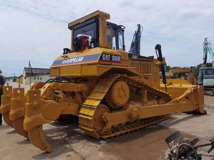 Hot Sale Used Original Japan Cat D8r Bulldozer/Big Dozer D 8 D7 Used D7r Bulldozer - بلدوزر: صور 3 Hot Sale Used Original Japan Cat D8r Bulldozer/Big Dozer D 8 D7 Used D7r Bulldozer - بلدوزر: صور 3