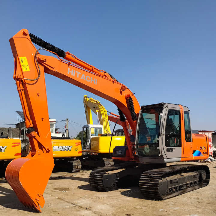 Japan Original Hitachi ZX120 Crawler Excavator Perfect for Various Projects Available Used Excavators for Sale - حفارات زحافة: صور 5 Japan Original Hitachi ZX120 Crawler Excavator Perfect for Various Projects Available Used Excavators for Sale - حفارات زحافة: صور 5