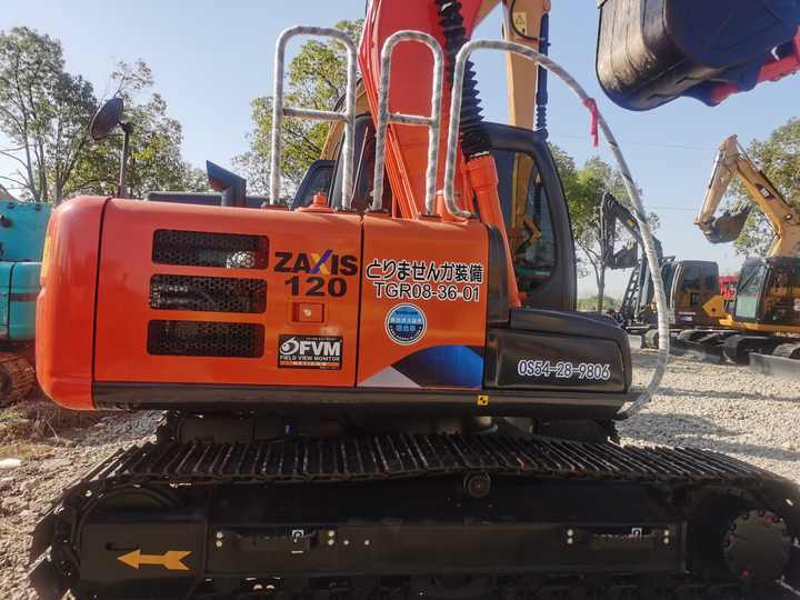 Japan Original Hitachi ZX120 Crawler Excavator Perfect for Various Projects Available Used Excavators for Sale - حفارات زحافة: صور 2 Japan Original Hitachi ZX120 Crawler Excavator Perfect for Various Projects Available Used Excavators for Sale - حفارات زحافة: صور 2