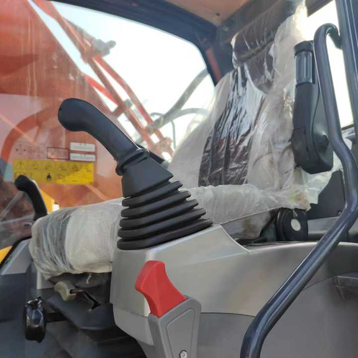 Korea Made Doosan Digger Dx300lc Doosan Used Machinery Excavator , Doosan Dx220 Dx300 Dx200 - حفارة: صور 5 Korea Made Doosan Digger Dx300lc Doosan Used Machinery Excavator , Doosan Dx220 Dx300 Dx200 - حفارة: صور 5