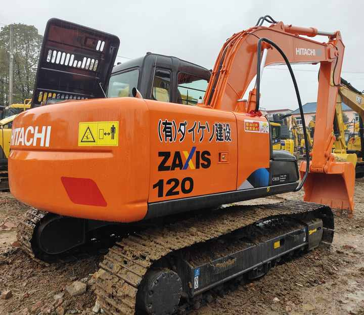 Original Hitachi ZX120 Crawler Excavator Low Hours Perfect for Various Projects Available Used Excavators for Sale - حفارات زحافة: صور 3 Original Hitachi ZX120 Crawler Excavator Low Hours Perfect for Various Projects Available Used Excavators for Sale - حفارات زحافة: صور 3