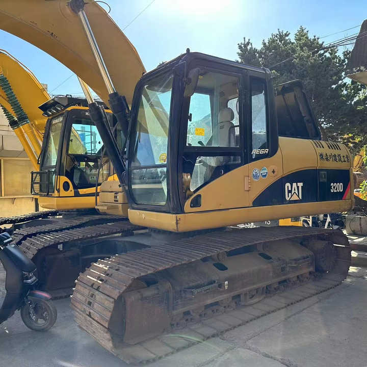 Original Japan Cheap Crawler Cat Excavator Cat 320d Used Excavator Caterpillar Machinery Digger Used CAT 320D Excavators - حفارات زحافة: صور 1 Original Japan Cheap Crawler Cat Excavator Cat 320d Used Excavator Caterpillar Machinery Digger Used CAT 320D Excavators - حفارات زحافة: صور 1