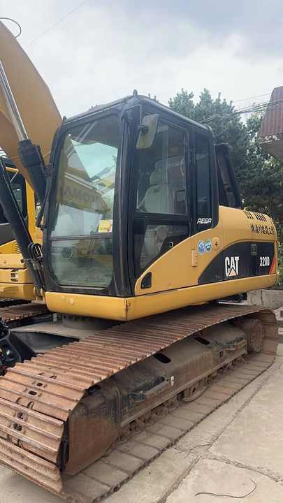 Original Japan Cheap Crawler Cat Excavator Cat 320d Used Excavator Caterpillar Machinery Digger Used CAT 320D Excavators - حفارات زحافة: صور 3 Original Japan Cheap Crawler Cat Excavator Cat 320d Used Excavator Caterpillar Machinery Digger Used CAT 320D Excavators - حفارات زحافة: صور 3