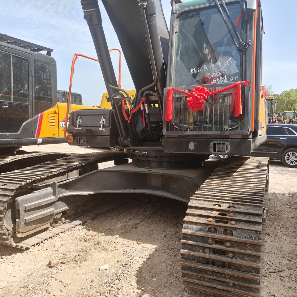 Second-hand Used Excavator VOLVO EC290 BIG - حفارة: صور 1 Second-hand Used Excavator VOLVO EC290 BIG - حفارة: صور 1