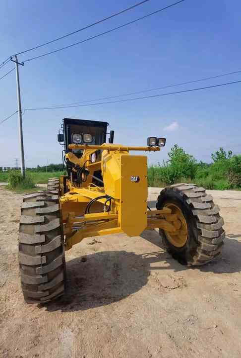 Used Caterpillar CAT 140k Land Road Motor Grader CAT140k Used Grader Cheap Price for Sale - آلة تسوية الأرض: صور 2 Used Caterpillar CAT 140k Land Road Motor Grader CAT140k Used Grader Cheap Price for Sale - آلة تسوية الأرض: صور 2
