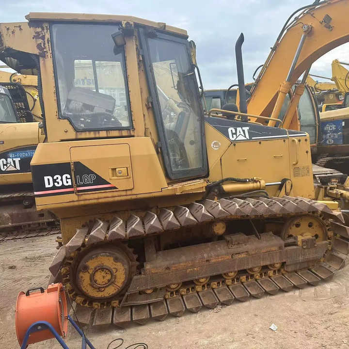 Used Caterpillar CAT D3G Land Road Motor Bulldozer CAT Used Grader Cheap Price for Sale - بلدوزر: صور 1 Used Caterpillar CAT D3G Land Road Motor Bulldozer CAT Used Grader Cheap Price for Sale - بلدوزر: صور 1