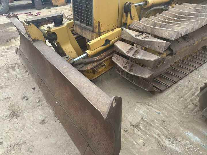 Used Caterpillar CAT D3G Land Road Motor Bulldozer CAT Used Grader Cheap Price for Sale - بلدوزر: صور 5 Used Caterpillar CAT D3G Land Road Motor Bulldozer CAT Used Grader Cheap Price for Sale - بلدوزر: صور 5