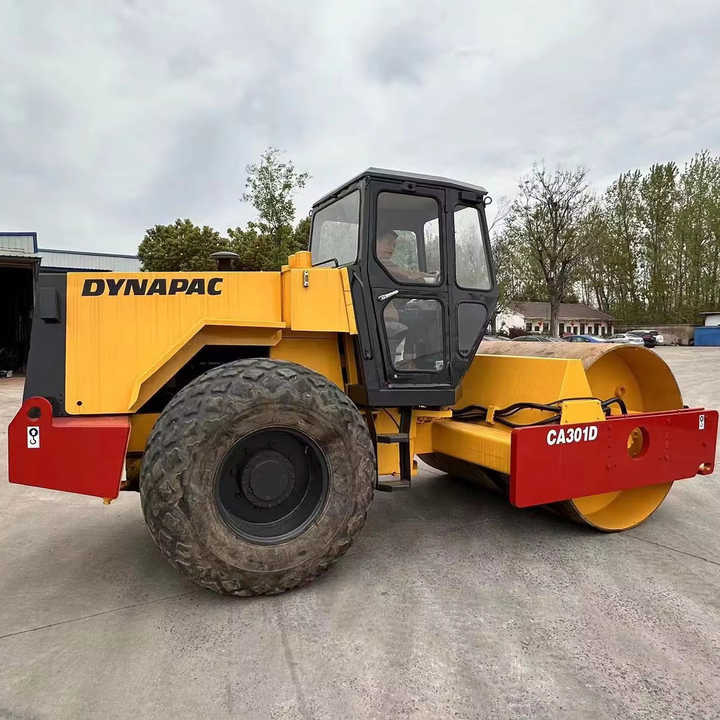 Used Dynapac CA301 Vibratory Roller with Less Working Time and Superior Performance Used Dynapac 251d/301D Roller for Sale - مدحلة الأسفلت: صور 1 Used Dynapac CA301 Vibratory Roller with Less Working Time and Superior Performance Used Dynapac 251d/301D Roller for Sale - مدحلة الأسفلت: صور 1