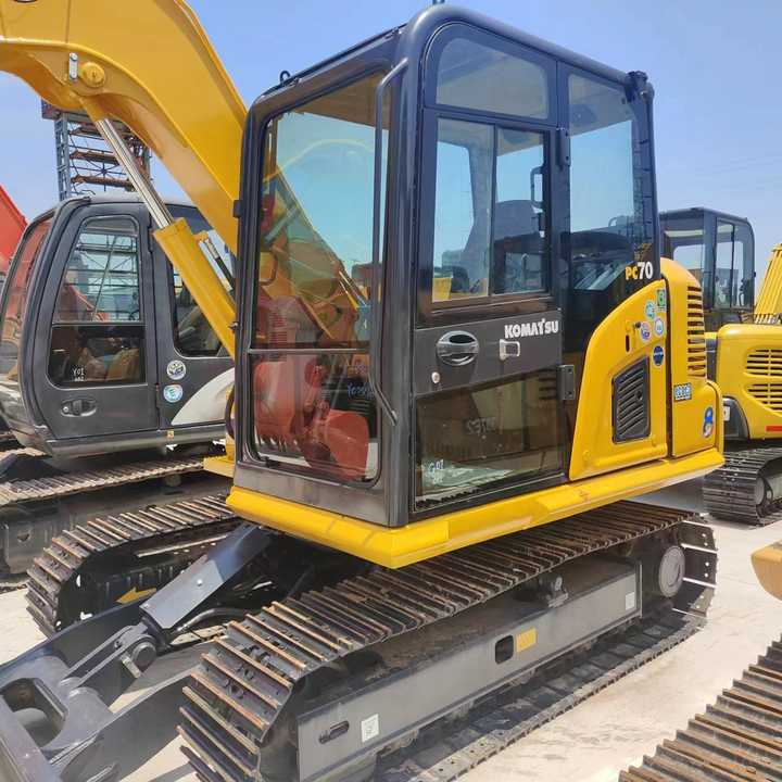 Used Excavator KOMATSU PC70-8 Construction Machinery Excavator PC70-8 PC60 PC70 Excavators for Sale at Negotiable Price - حفارة: صور 1 Used Excavator KOMATSU PC70-8 Construction Machinery Excavator PC70-8 PC60 PC70 Excavators for Sale at Negotiable Price - حفارة: صور 1