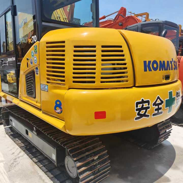 Used Excavator KOMATSU PC70-8 Construction Machinery Excavator PC70-8 PC60 PC70 Excavators for Sale at Negotiable Price - حفارة: صور 3 Used Excavator KOMATSU PC70-8 Construction Machinery Excavator PC70-8 PC60 PC70 Excavators for Sale at Negotiable Price - حفارة: صور 3