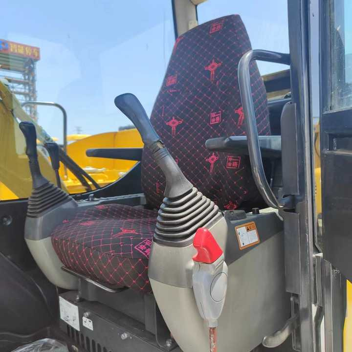 Used Excavator KOMATSU PC70-8 Construction Machinery Excavator PC70-8 PC60 PC70 Excavators for Sale at Negotiable Price - حفارة: صور 5 Used Excavator KOMATSU PC70-8 Construction Machinery Excavator PC70-8 PC60 PC70 Excavators for Sale at Negotiable Price - حفارة: صور 5