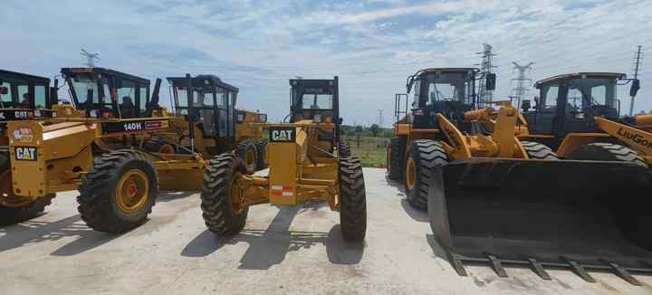 Used Japan Imported Caterpillar 140M Cat 140m Motor Grader with Good Quality and Low Price for Sale - حفارة: صور 3 Used Japan Imported Caterpillar 140M Cat 140m Motor Grader with Good Quality and Low Price for Sale - حفارة: صور 3