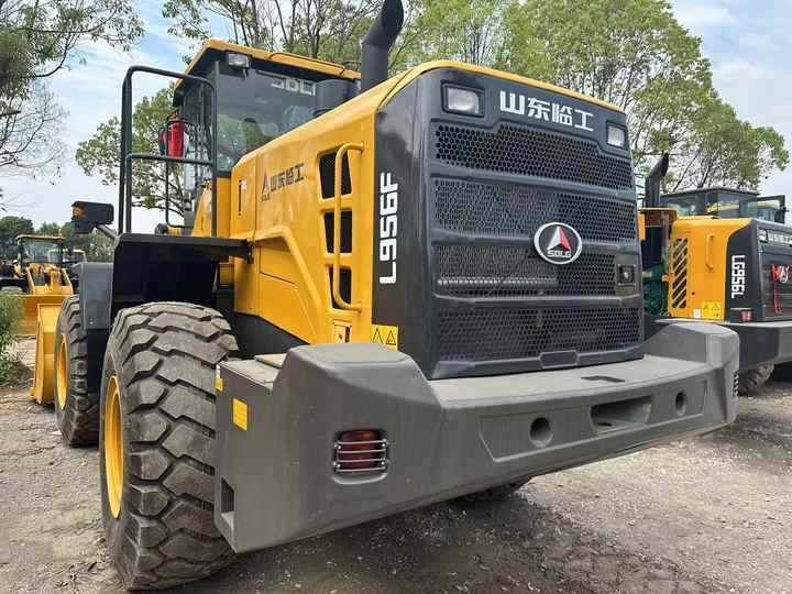 Used SDLG 956F Wheel Loader in Good Condition Hot Sale Chinese Brand Sdlg Used SDLG 956F Loader for Sale - اللودر بعجل: صور 4 Used SDLG 956F Wheel Loader in Good Condition Hot Sale Chinese Brand Sdlg Used SDLG 956F Loader for Sale - اللودر بعجل: صور 4