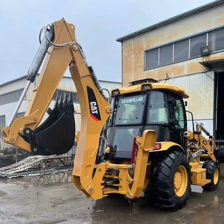 Used Wheel Loader CAT420F Caterpillar 420F Construction Machinery Mini Wheel Skid Steer Loader in Stock - اللودر بعجل: صور 3 Used Wheel Loader CAT420F Caterpillar 420F Construction Machinery Mini Wheel Skid Steer Loader in Stock - اللودر بعجل: صور 3